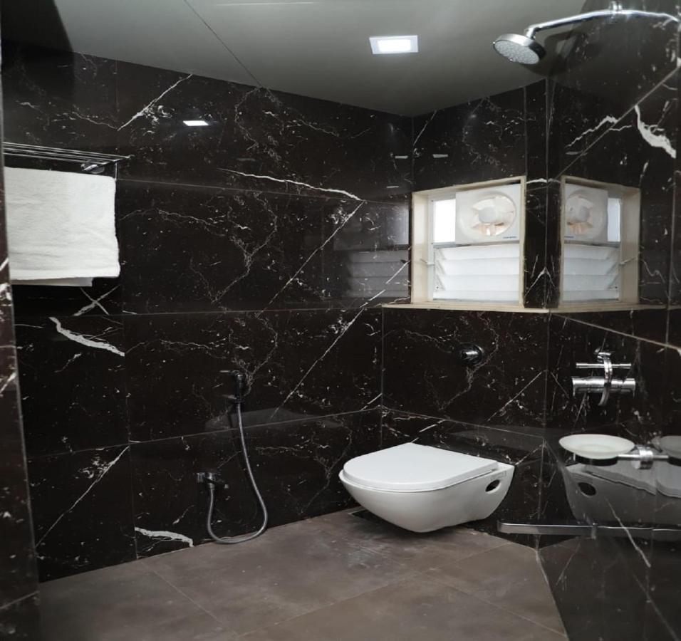 Hotel Dwarka Palace Ahmednagar Εξωτερικό φωτογραφία